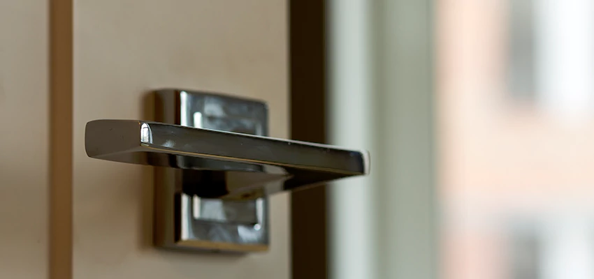 Door Lever Knob Repair in Santa Cruz, California
