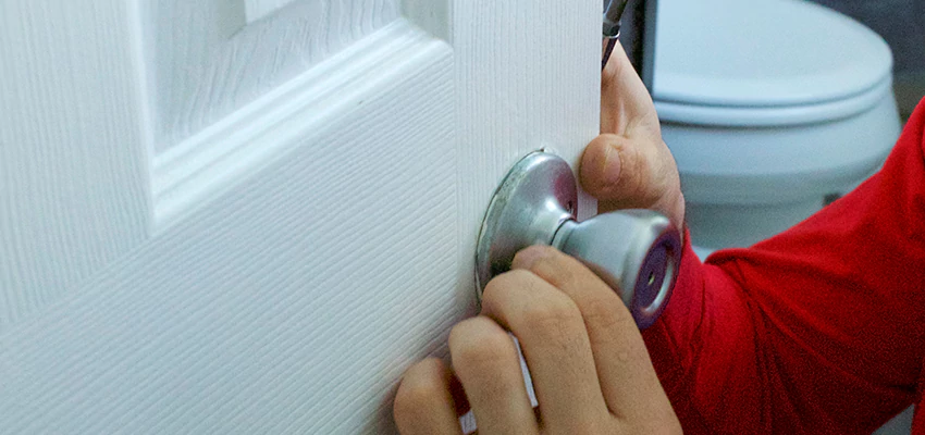 Vintage Door Knob Replacement in Santa Cruz, CA